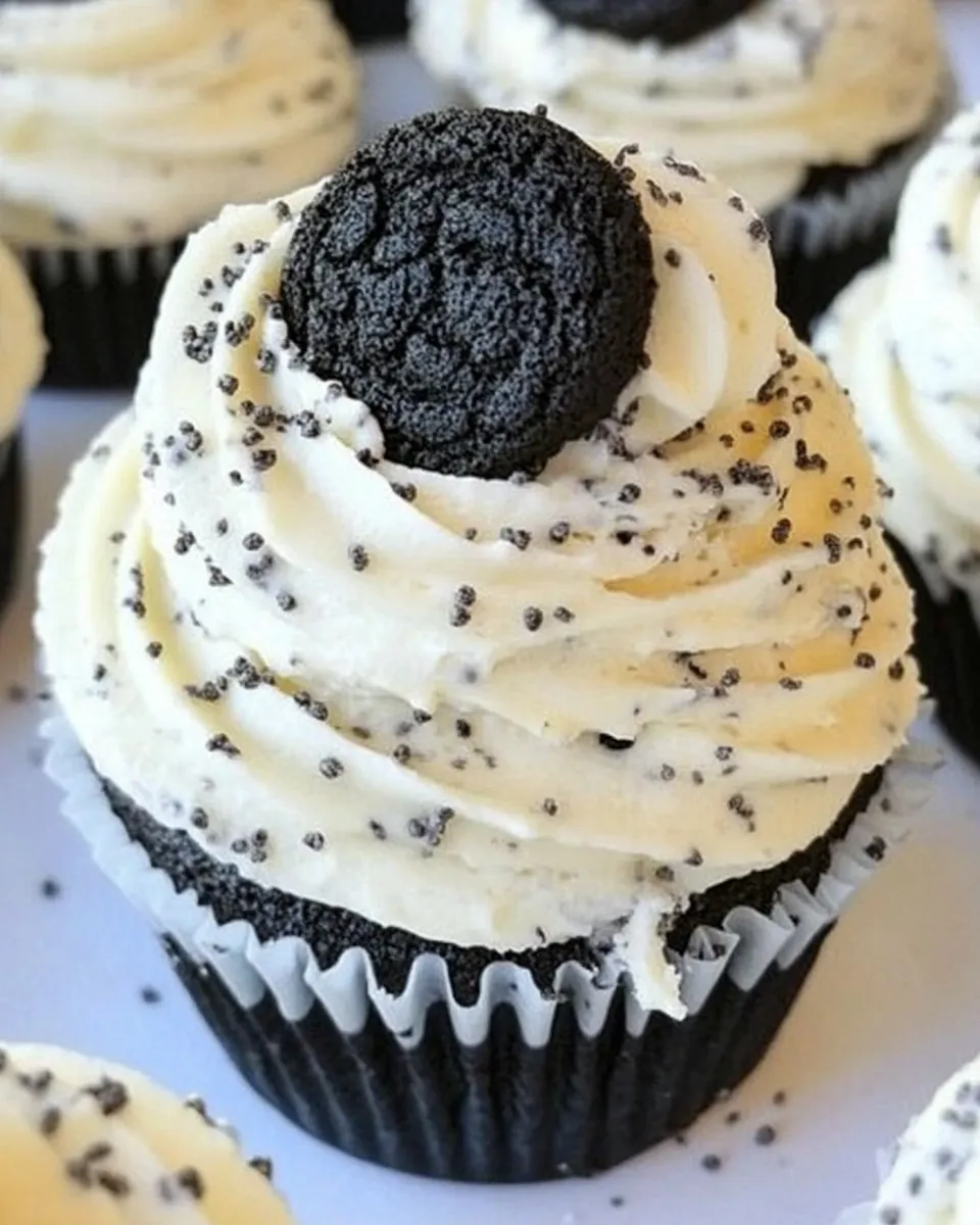 Delicious Cookies and Cream Frosting dish photo